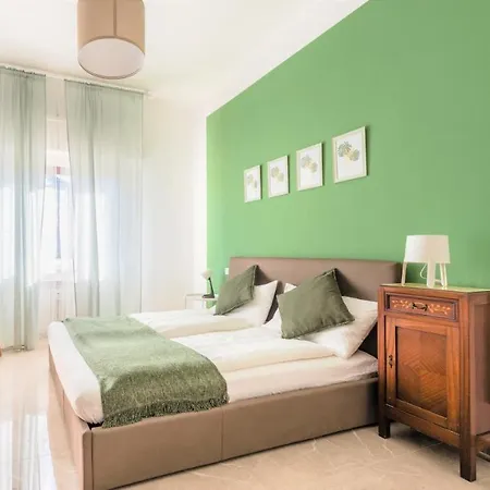 Hostly - Colorhome Midtown - Unique 3 With 3 Private Bathrooms アパート