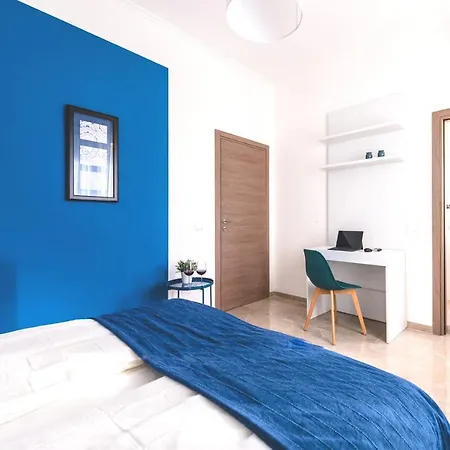 アパート Hostly - Colorhome Midtown - Unique 3 With 3 Private Bathrooms ピサ