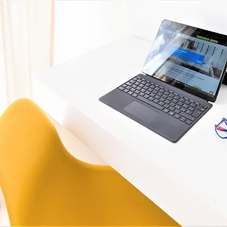 Hostly - Colorhome Midtown - Unique 3 With 3 Private Bathrooms アパート